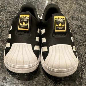 Adidas slip on shoes 5K